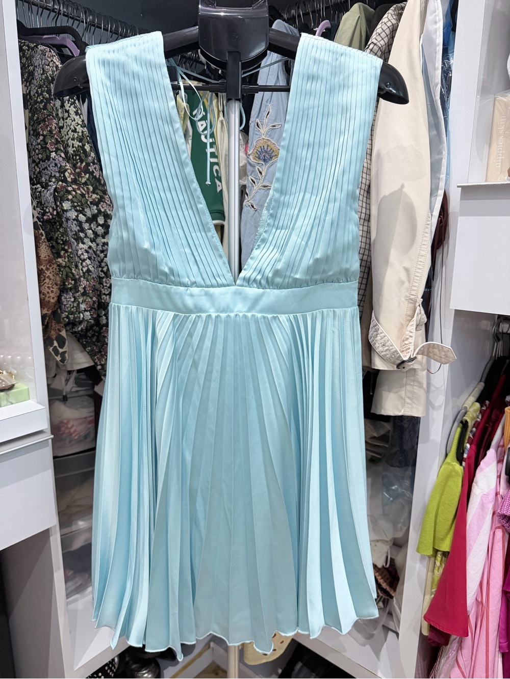 Abercrombie & Fitch Light Blue Plissé Satin Mini Dress – Size Medium